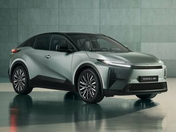 C-HR+